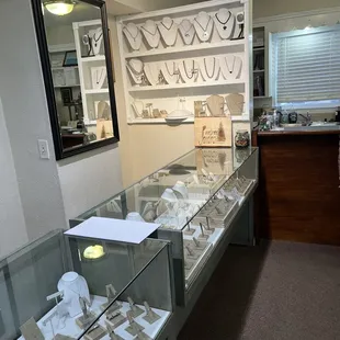 Pinetree Jewelers