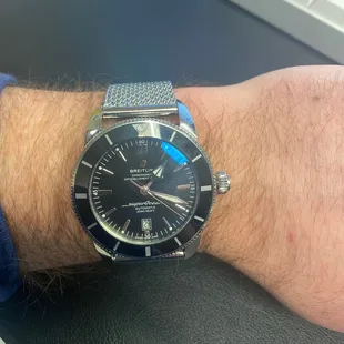 Watch fits great after Pinetree Jewelers sized it to my wrist