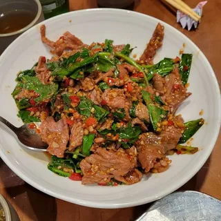 New Dai Style Sauteed Beef with Cilantro