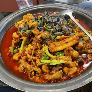 (3)House Special Frogs with Purple Perilla in Flaming Pot