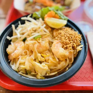 Pad Thai with shrimp
