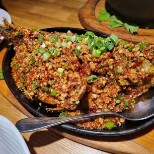 Sizzling Yellow Croaker w/ Fried Garlic - 3 stars