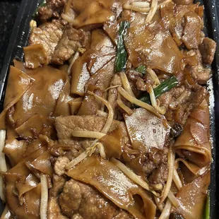 Beef chow fun