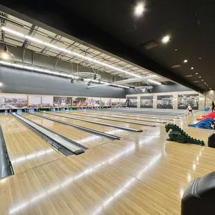 Bowling alley