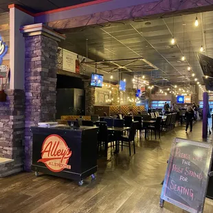 Alley's Alehouse