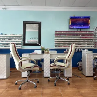 Sunday funday starts with a pedicure!