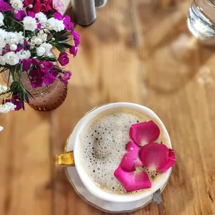 Lavender latte (coconut milk substitute)