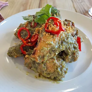 Salsa Verde Garlic Chicken Wings