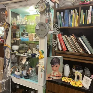 I spy a beautiful lady!