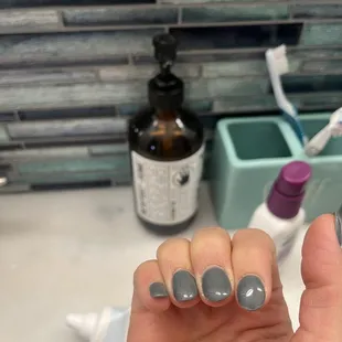 Paint chipping not even a week after a dip manicure