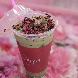 Green rose matcha