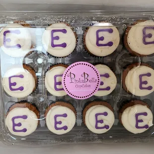 Regular cupcakes w an &quot;E&quot; for my niece Emma.