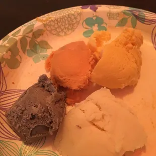 Black sesame - Thai tea - mango - durian !