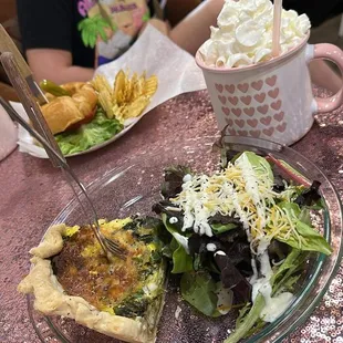 brunch means? - Quiche lorraine for myself and a burger and chips for the daughter! oh and the most AMAZING pink velvet mocha YUM!