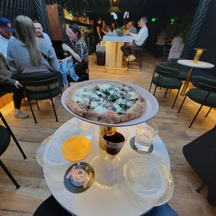 Yuzu and mushroom pizza