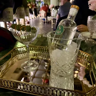 The Pinky's Martini, plated - VN