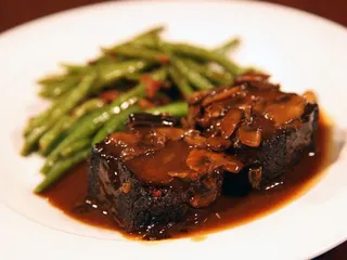 Hagen's Club House Restaurant