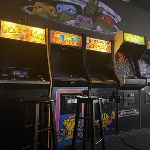 Retro arcade games