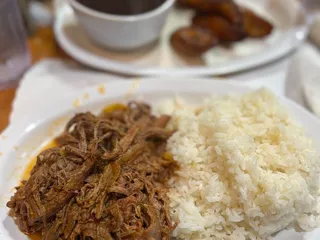 El Nuevo Siglo Supermarket