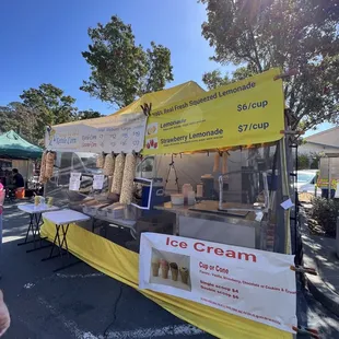 Kettle corn and ice cream