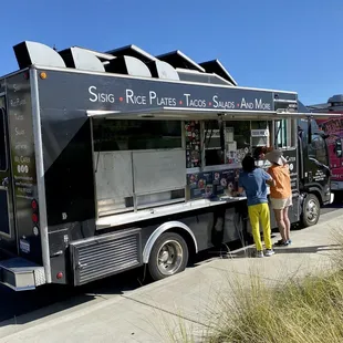 05.18.22 "WestPark Wednesday" food truck at the Nela Luken Park in Roseville