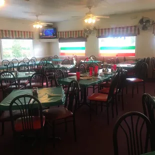 Dining area...very spacious for groups . There is a TV in the corner to watch the game.