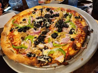 Pino's Restaurant & Pizza