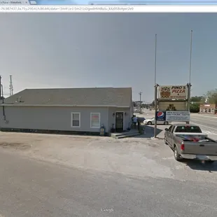 Pino's Pizza circa 2013