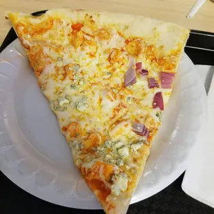 Buffalo Chicken with Blue Cheese and onions. And yes, that's a regular size plate.