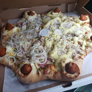 half Portuguese, half tuna and onions and catupiry