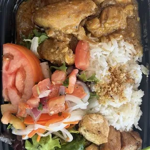 The adobo bowl with chicken and tofu