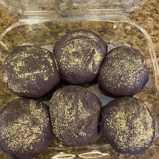 Filipino Ube Pandesal