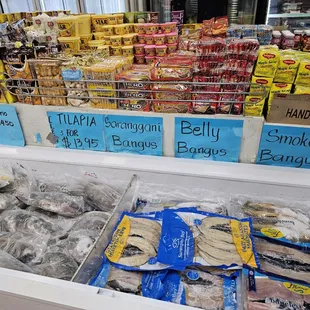 Frozen food and other groceries