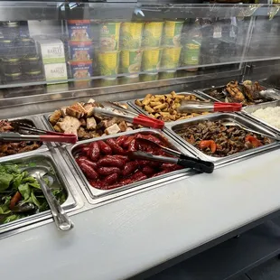 Buffet food