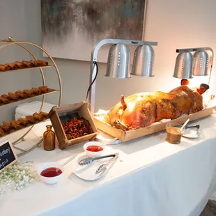 lumpia and lechon display
