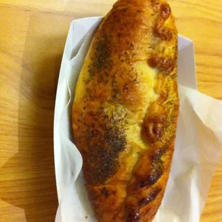 Beef & cheese Piroshki