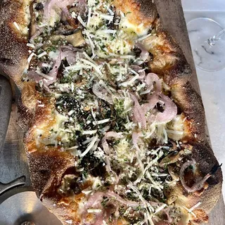 Heavenly Mushroom Pinsa