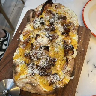 Carbonara Pinsa