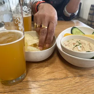 Hop Salt Chips & Onion Dip