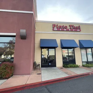 Pinto Thai Bistro