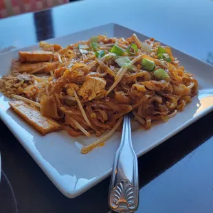 Pad thai with ToFu