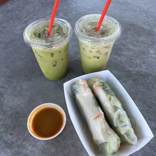 Salad rolls, Thai tea