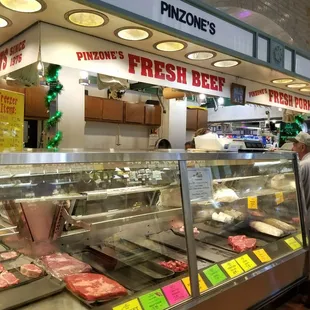 Kneeling at this store gave me pinzone needles