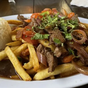 Lomo Saltado