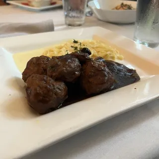 Buffalo Meatballs