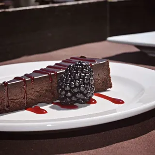 Flourless Chocolate Ganache Cake