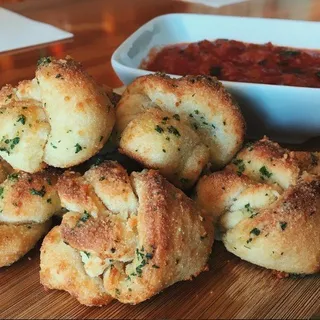 Garlic Knots