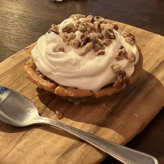 BOURBON PECAN PIE (V)