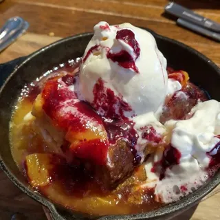 SEASONAL BREAD PUDDING (V)