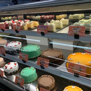 7/4/23 (sorry if it's double posted photo)  Baked  goods w/ in-store bakery